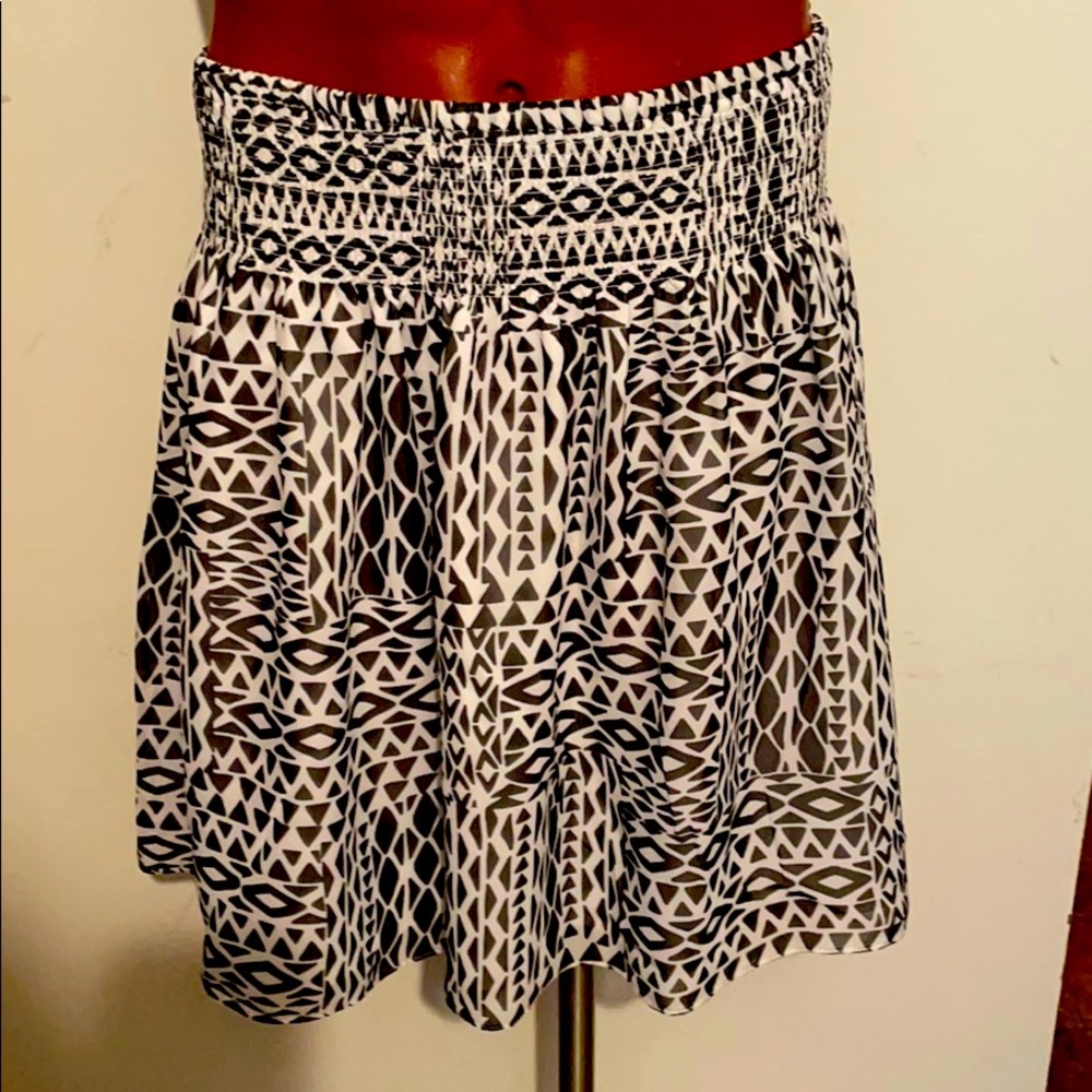 White House Black Market skirt
